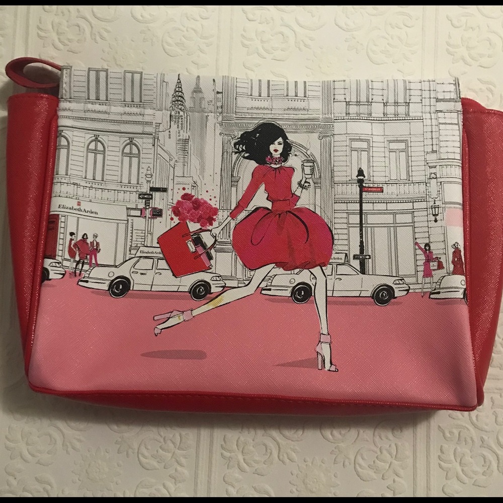 ElIZABETH ARDEN MAKEUP TRAVEL CASE